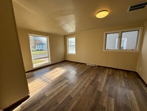 114 Fred St in Antigo, WI - Building Photo - Building Photo