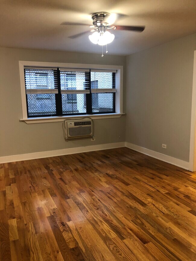 510 W Briar Pl, Unit 510 photo'