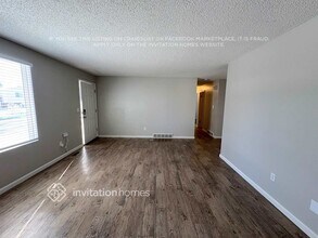 11243 Clermont Ct in Thornton, CO - Foto de edificio - Building Photo