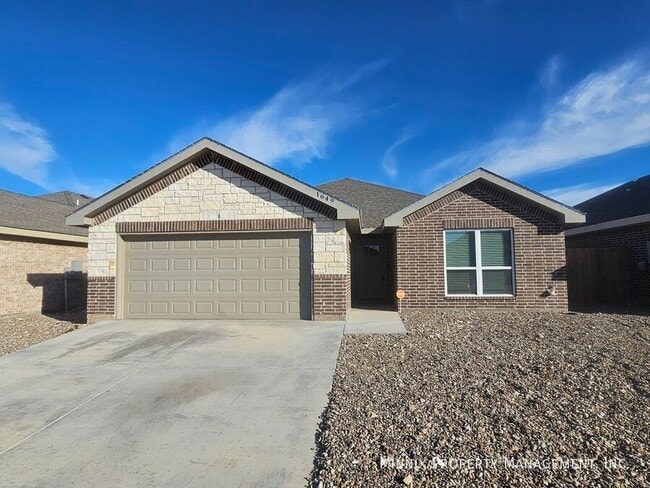 1649 Wrigley Dr
