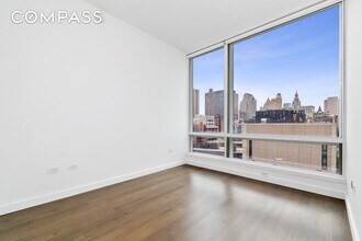 111 Murray Street-Unit -16-B in New York, NY - Building Photo - Building Photo
