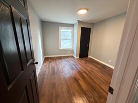 514 Iowa Ave in Prichard, AL - Building Photo