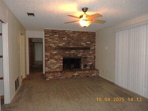 3461 NW 35th Pl in Gainesville, FL - Building Photo - Building Photo
