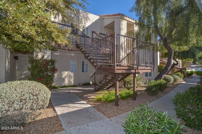 7101 W BEARDSLEY Rd in Glendale, AZ - Building Photo - Building Photo