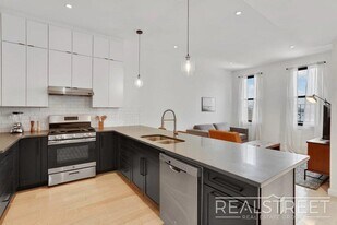 Spacious 5BR / 3BA with Private Roof Access in Bushwick in Brooklyn, NY - Building Photo