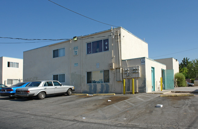 4135 Tara Ave in Las Vegas, NV - Building Photo - Building Photo