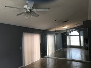 511 Seasons Ct in Winter Springs, FL - Building Photo - Building Photo