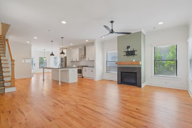 870 Westmont Rd SW in Atlanta, GA - Building Photo - Building Photo
