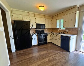 16701 E 28th Pl in Independence, MO - Building Photo - Building Photo