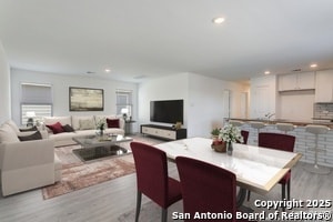 12835 Chinali Spgs in Saint Hedwig, TX - Building Photo - Building Photo