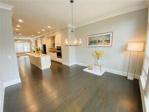 6544 Aria Village Dr in Atlanta, GA - Building Photo - Building Photo