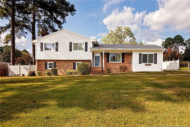 2706 Colgate Dr in Fayetteville, NC - Building Photo - Building Photo