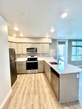 2330 Yakima Ct in Tacoma, WA - Building Photo - Building Photo