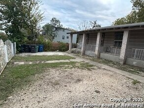 1216 Gardina St in San Antonio, TX - Building Photo - Building Photo