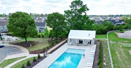 326 Barrow Ln in Grovetown, GA - Building Photo - Building Photo