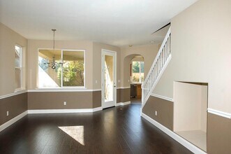 772 W Barcelona Ln in Clovis, CA - Building Photo - Building Photo