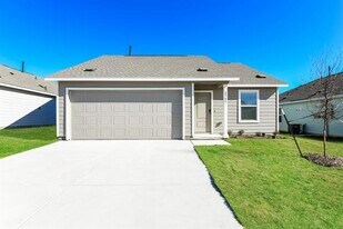 2745 Ctr Crk Ln in Fort Worth, TX - Building Photo