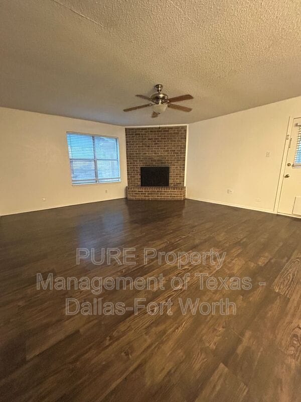 123 Cimarron Ln in Arlington, TX - Building Photo - Building Photo