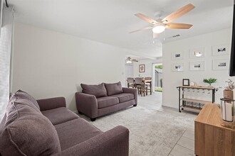 6712 Cruz St in Austin, TX - Building Photo - Building Photo