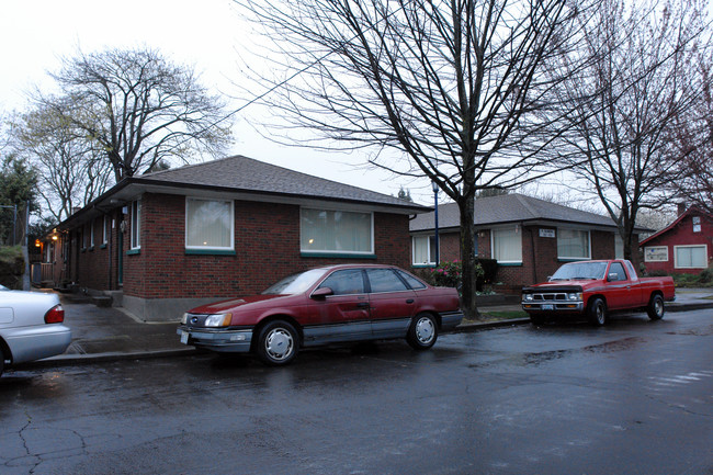 Bea Apartments in Portland, OR - Building Photo - Building Photo