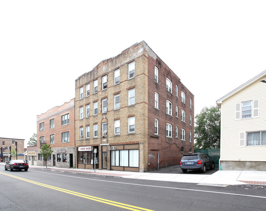 88-90 Broad St in New Britain, CT - Building Photo