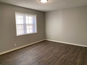 101 Landmark Loop in Jackson, TN - Building Photo - Building Photo