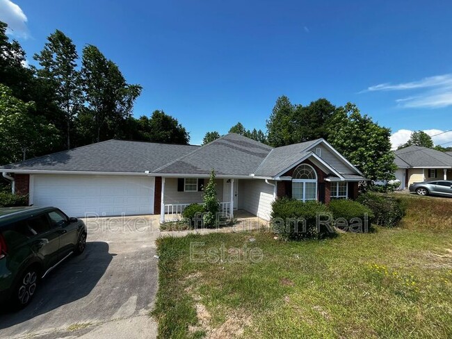 property at 20 Redwood Dr