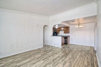 1949 Avenida Del Mexico in San Diego, CA - Building Photo - Building Photo
