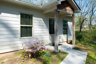 2005 Coldwater Rd, Unit C in Woodstock, AL - Foto de edificio - Building Photo