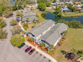 8115 45th Ct E in Sarasota, FL - Building Photo