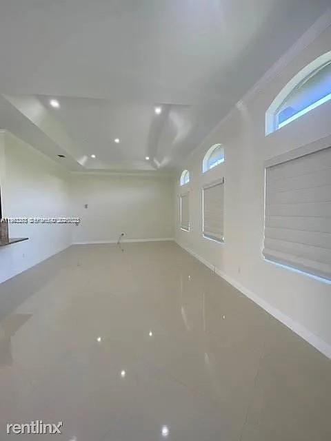 6111 Marinel Say Dr in Davie, FL - Building Photo - Building Photo