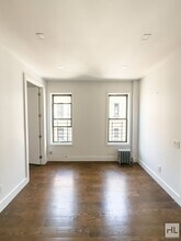 EASTERN PARKWAY / Spacious 1-Bedroom 1-Bat in Brooklyn, NY - Building Photo - Building Photo