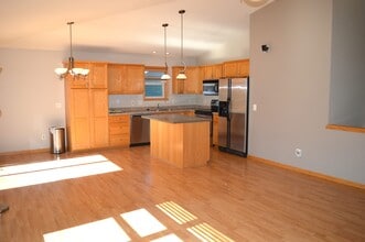 715 Ariel Ln in Verona, WI - Building Photo - Building Photo