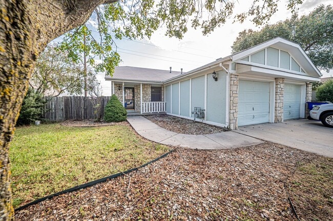 property at 205 Commanche Ct
