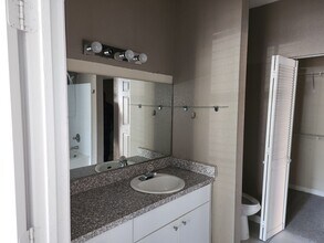 6404 Raleigh St in Orlando, FL - Building Photo - Building Photo