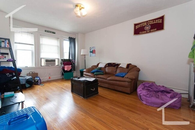 63 Euston Rd in Boston, MA - Building Photo - Building Photo