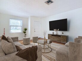 2701 S Manhattan Ave in Tampa, FL - Building Photo