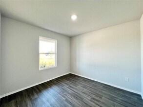 509 Sycamore Cir in Granbury, TX - Foto de edificio - Building Photo