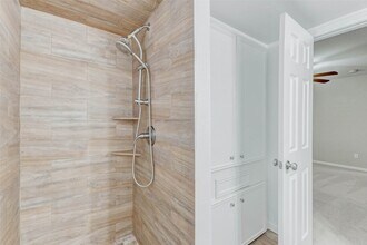 15531 Edenvale St in Friendswood, TX - Building Photo - Building Photo