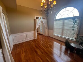 2477 Ogden Way in Lexington, KY - Building Photo - Building Photo