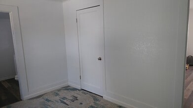 2420 Wantland Ave in Klamath Falls, OR - Building Photo - Building Photo