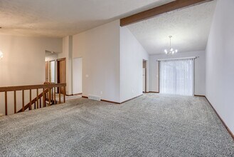 12731 S 38th St in Bellevue, NE - Building Photo - Building Photo