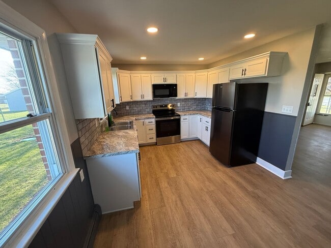 5869 Race Track Rd in Saint Thomas, PA - Building Photo - Building Photo