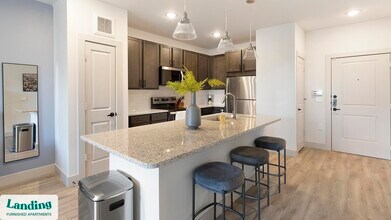 3351 Walton Dr in Corinth, TX - Foto de edificio - Building Photo