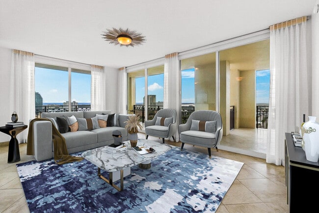 550 Okeechobee Blvd in West Palm Beach, FL - Foto de edificio - Building Photo