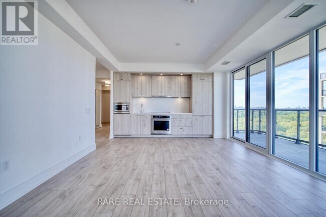 property at 10-1710 Inn On The Pk Dr
