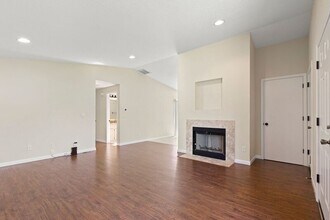 3918 SE 52nd Ave in Portland, OR - Building Photo - Building Photo