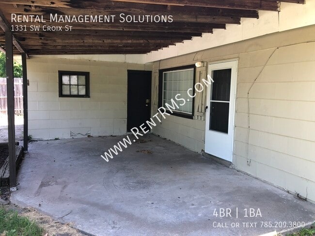 1331 SW Croix St in Topeka, KS - Building Photo - Building Photo