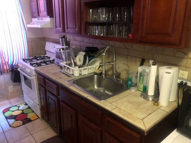 property at 124 Parrott Pl