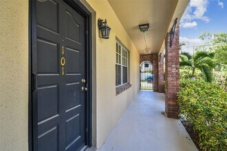 208 Danube Ave, Unit 101 in Tampa, FL - Building Photo - Building Photo